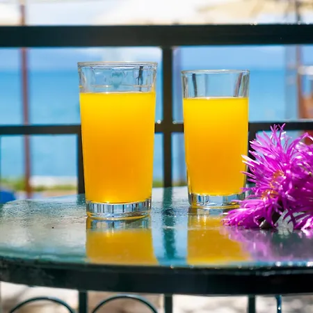 Club - 4 * 尼基亚娜