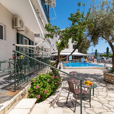 Club - 4 Appartement Nikiana